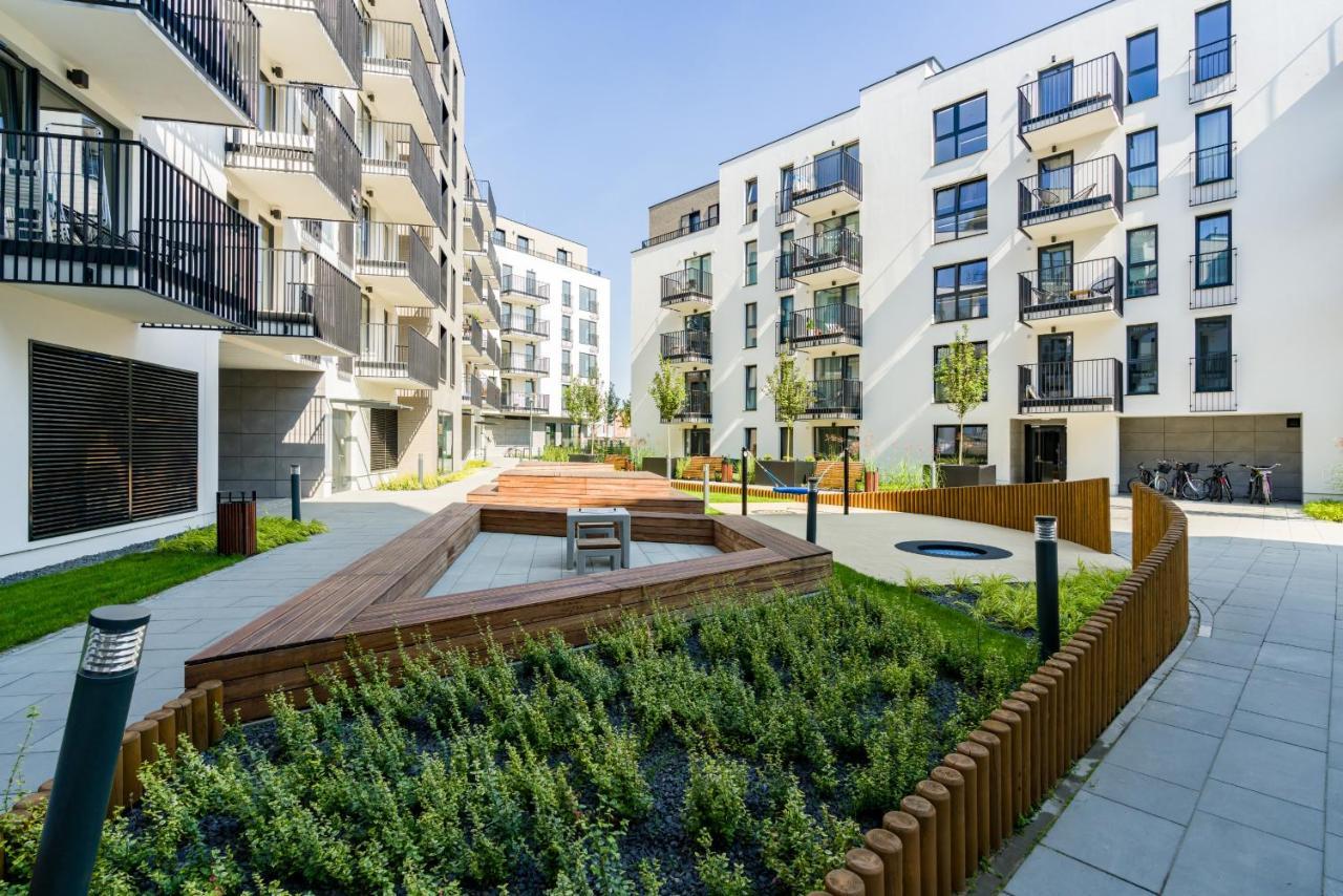 Esencja Apartments With Free Parking Garbary 104 By Noclegi Renters Poznan Exterior photo