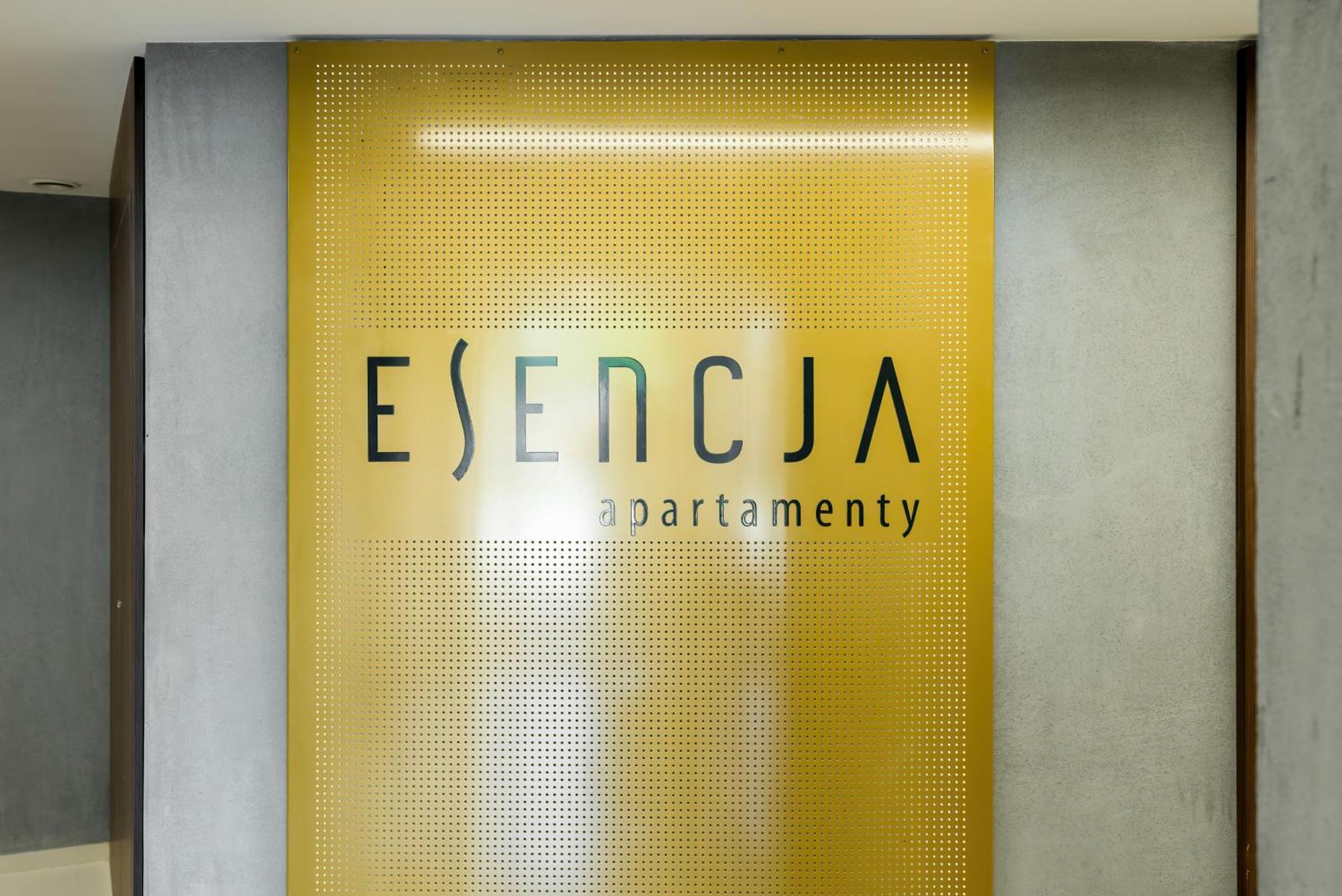 Esencja Apartments With Free Parking Garbary 104 By Noclegi Renters Poznan Exterior photo